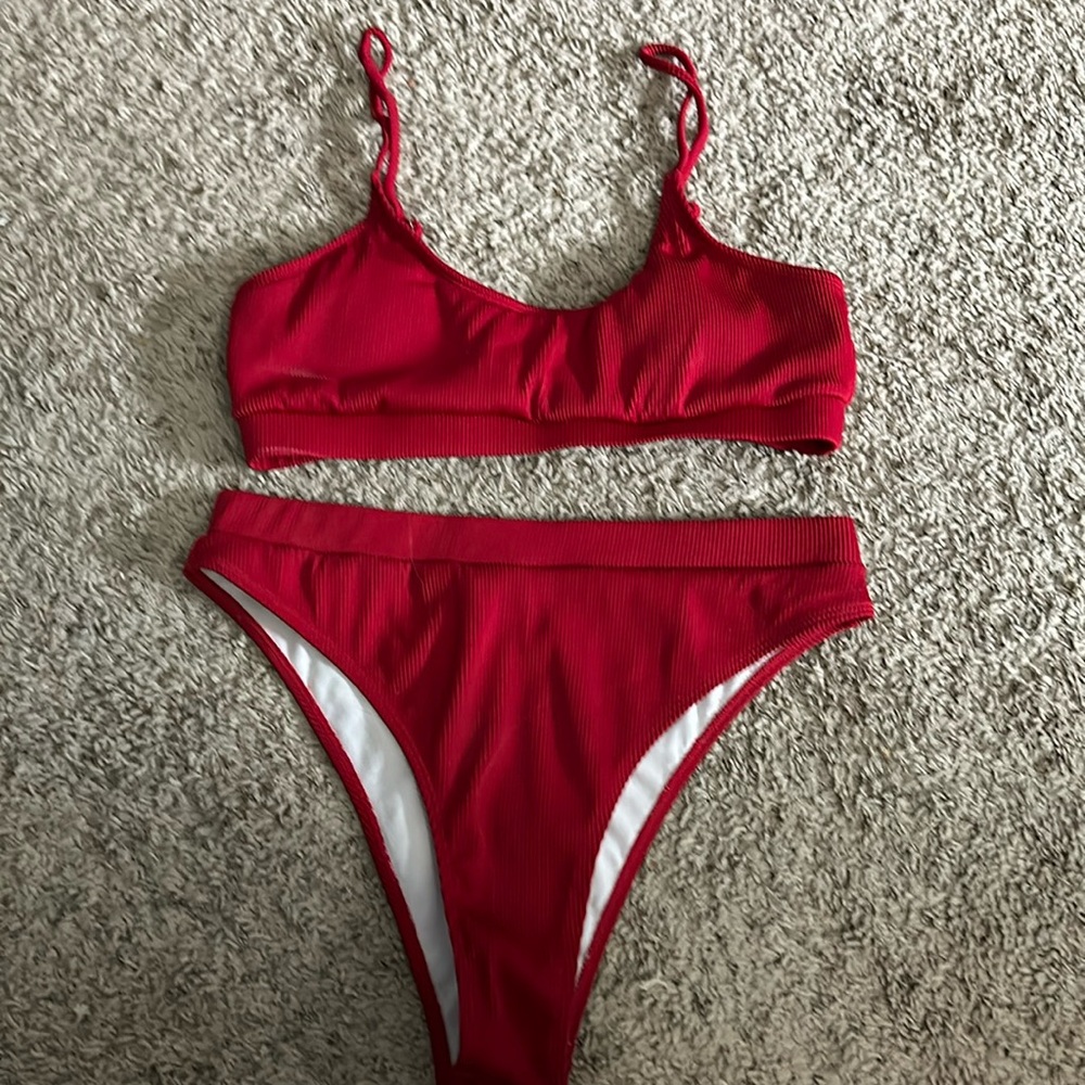 Red 2-piece bathing suit